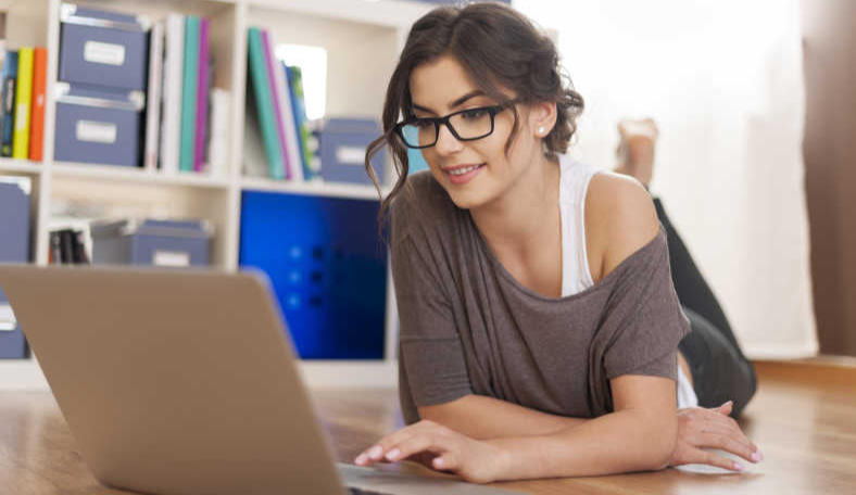 深圳優(yōu)優(yōu)叁陸壹網(wǎng)絡(luò)科技公司輪播圖1